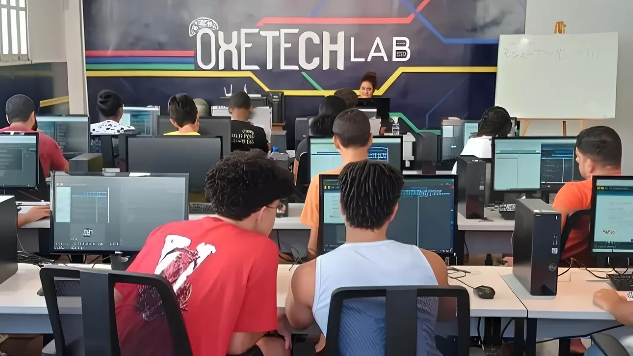 Prefeitura de Penedo e Governo de Alagoas abrem novos cursos gratuitos de Tecnologia da Informação no Laboratório OxeTech