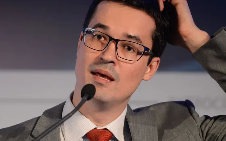 Por unanimidade, TSE cassa mandato do deputado federal Deltan Dallagnol