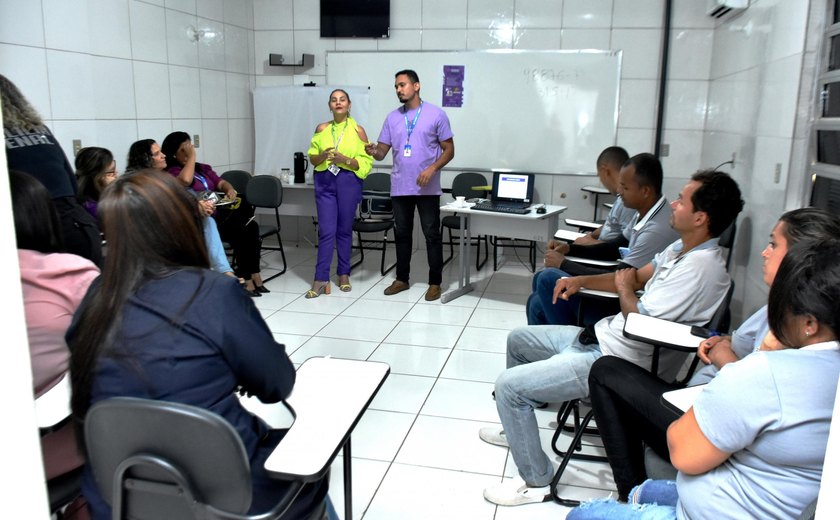  Fevereiro Roxo: Secretaria de Ressocialização  conscientiza servidores sobre lúpus, fibromialgia e alzheimer 