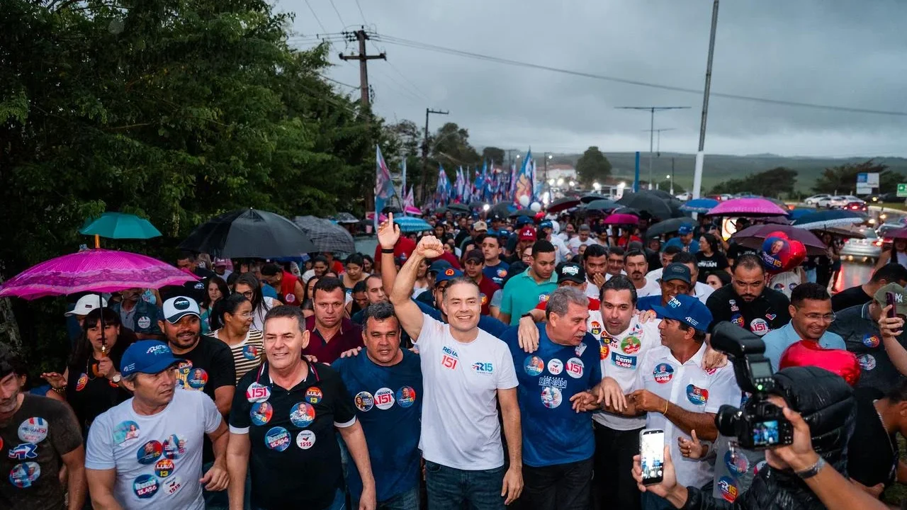 Em Ibateguara, Renan Filho destaca parceria com Geo Cruz e garante continuidade de investimentos