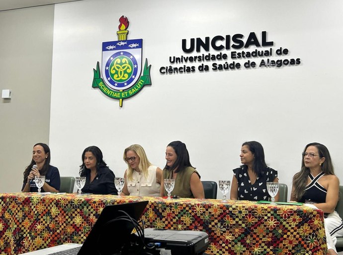 Cerest promove Seminário sobre Distúrbios da Voz Relacionados ao Trabalho em Professores