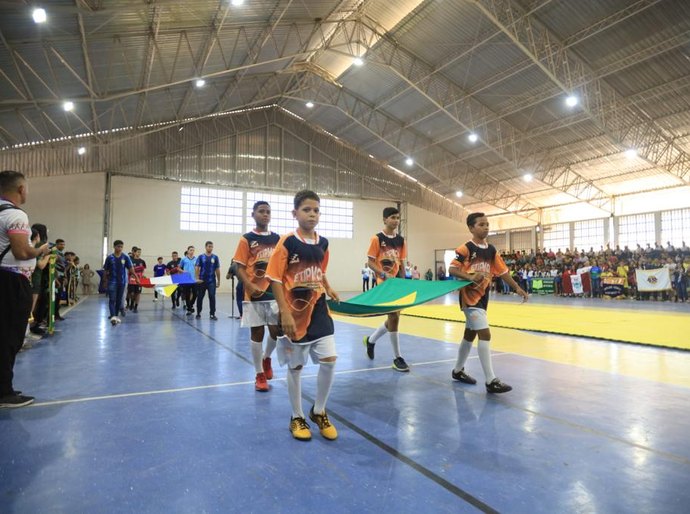 Com ginásio lotado, Prefeitura realiza a abertura da 23ª edição dos Jogos Escolares de Arapiraca