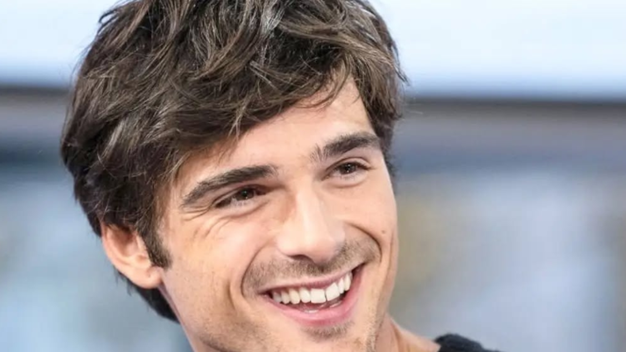 Transformação de Jacob Elordi para viver Frankenstein em filme de Guillermo del Toro impressiona público
