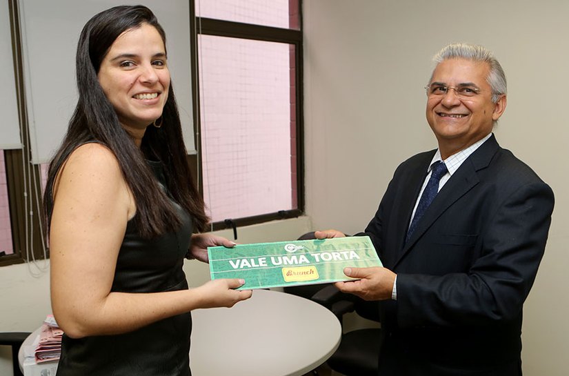 TJ premia servidoras que mais coletaram material reciclável em agosto