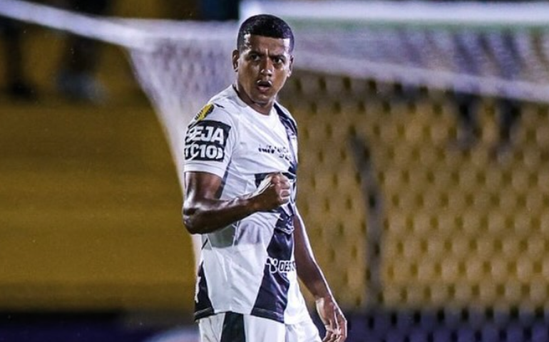 Autor de golaço exalta 'DNA de Ponte Preta' na estreia e foca na sequência do Paulistão