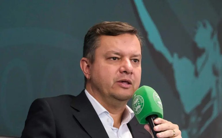 Coritiba defende processo cuidadoso para virar SAF sem se tornar &#8216;clube satélite&#8217;