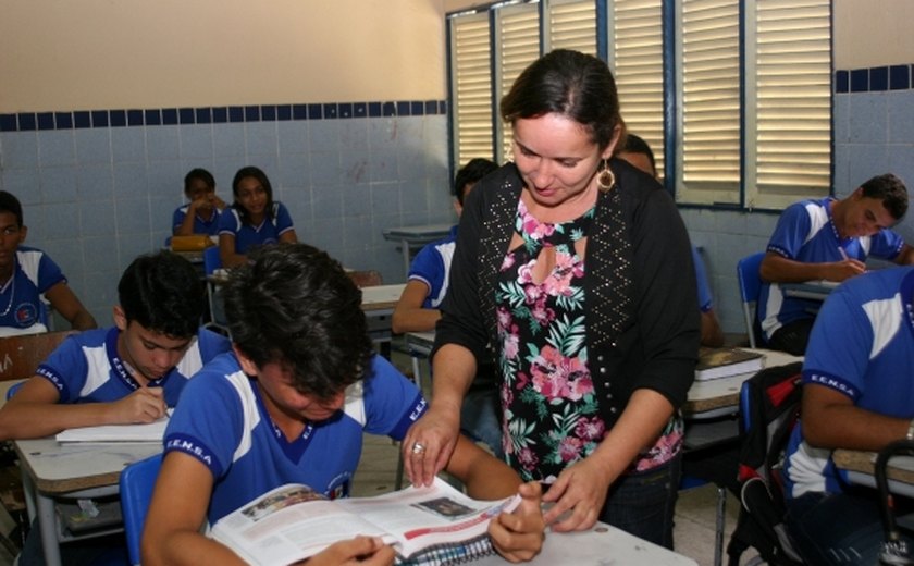 Alagoas dobra oferta de escolas de Ensino Médio Integral na rede estadual