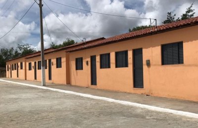 Estado investirá R$ 10 milhões para a conclusão de 1.800 moradias em 21 municípios