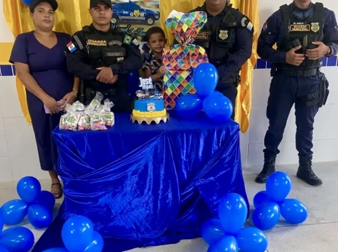 São José da Laje: guardas municipais fazem surpresa durante festa de aniversário de criança