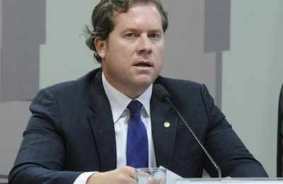 Marx cobra debate urgente para revisar “superpoderes” do STF e defende avanço da PEC 8/21