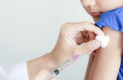 Meninos começam a ser vacinados contra HPV em Maceió