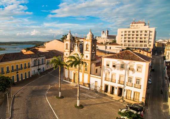 Penedo está entre os municípios que mais geraram empregos em Alagoas