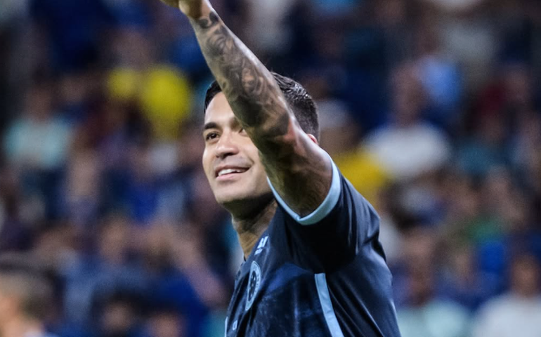 Dudu, ex-Palmeiras, culpa grama sintético do Allianz por lesão: 'Quem tem, vai defender'