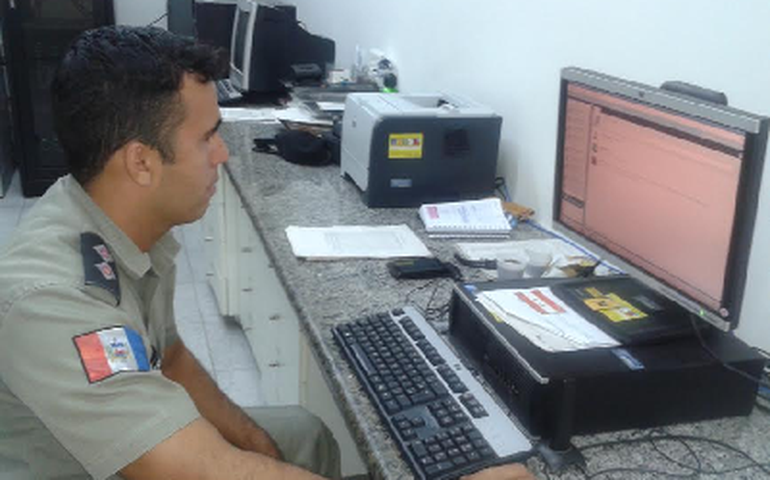 Policiais militares contam com ferramenta de comunicação instantânea