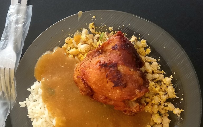 Prefeitura de Palmeira dos Índios está diminuindo a quantidade do almoço popular