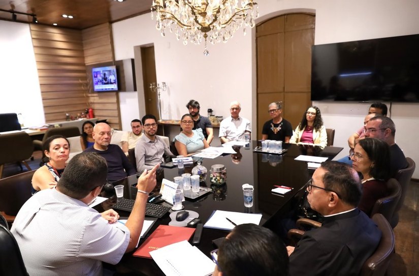 Prefeitura debate andamento das obras de restauração da Igreja Matriz de Marechal com Iphan e comunidade católica