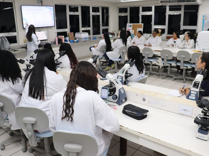 Semana Científica da Saúde leva conhecimento especializado para alunos do Senac Alagoas