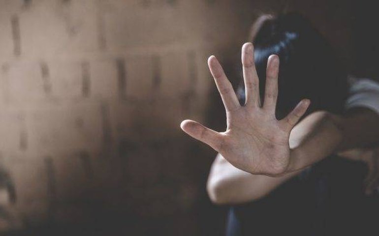 Ligue 180 registra aumento de 14% em denúncias de violência doméstica