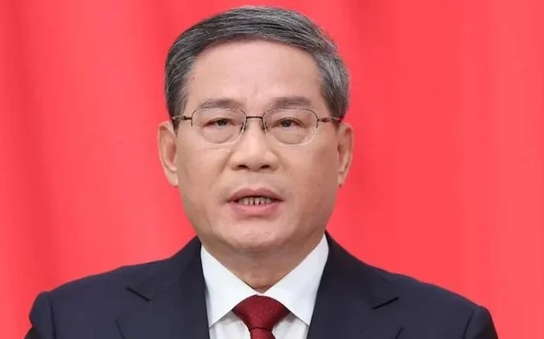 China está preparada para lidar com incertezas, mas choques externos criam pressão, diz premiê