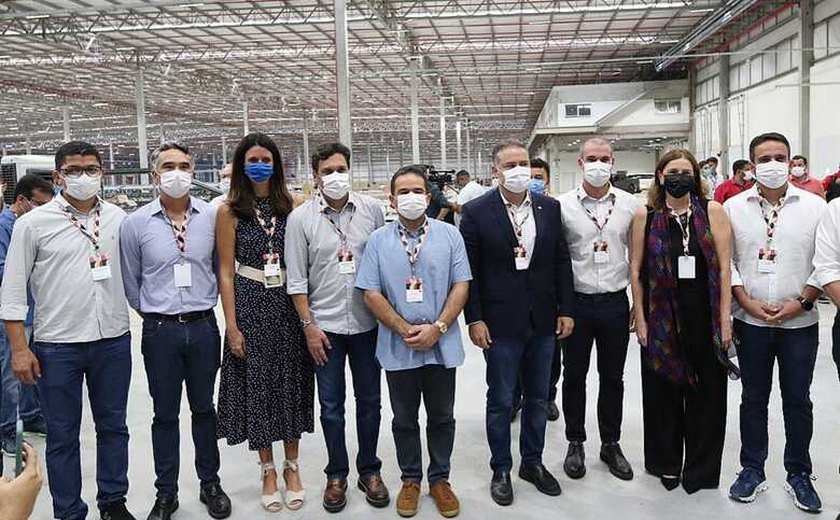 Poder Legislativo prestigia inauguração de centro de distribuição em Murici