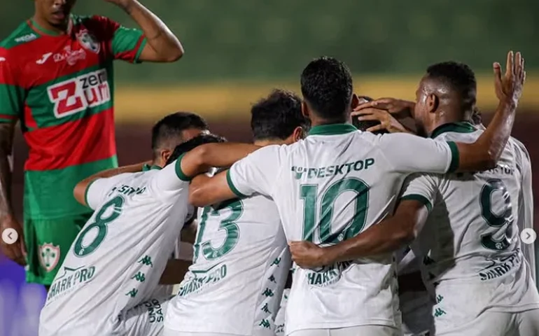 Caíque França brilha novamente, Guarani bate a Portuguesa e entra no G-8 do Paulistão