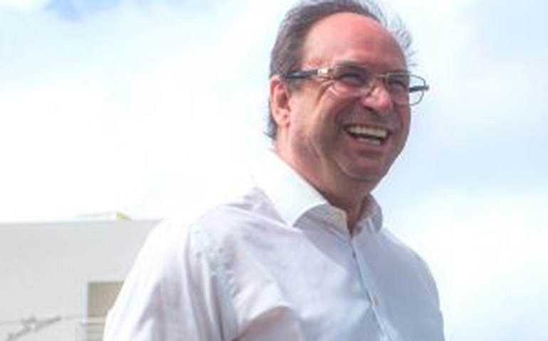 Luciano Barbosa descarta ser candidato em 2026 e garante que quer fazer história em Arapiraca