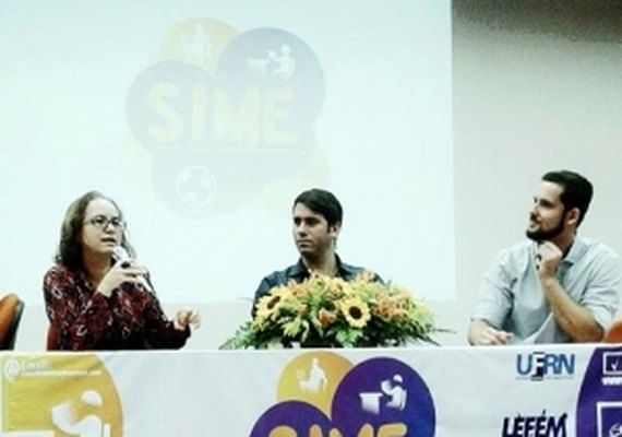 Seminário internacional discute legados da Copa do Mundo 2014, em Natal (RN)