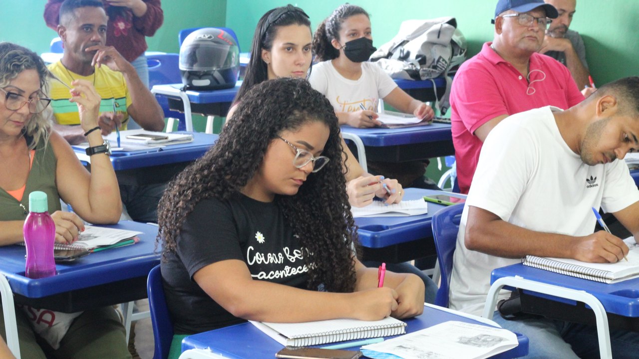Estudantes do Núcleo de Línguas contam experiência com o curso de idiomas