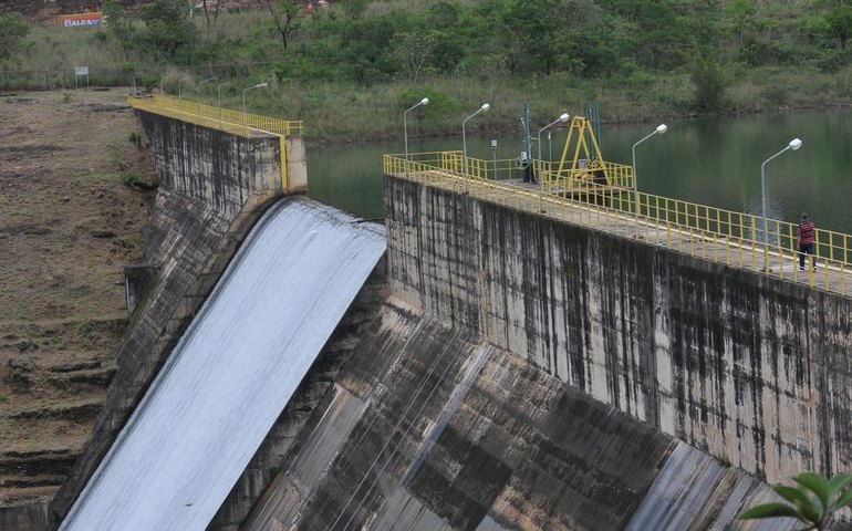 Reservatórios cheios indicam alívio na conta em 2023