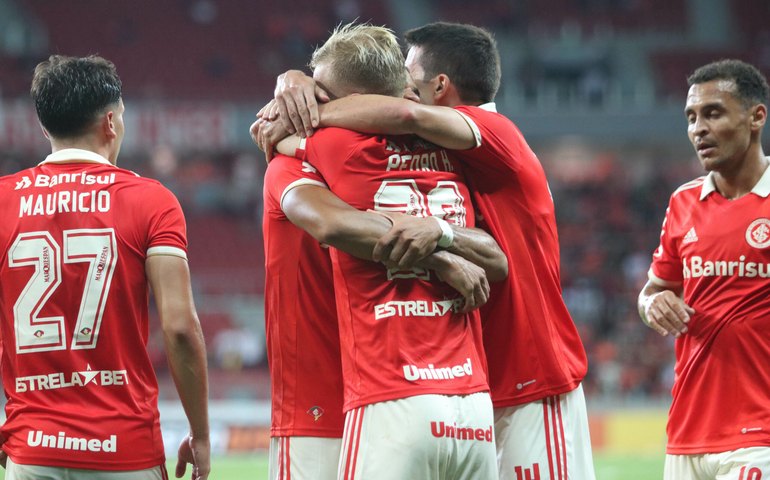 Sem público e com reforços, Internacional derrota Avenida em estreia no Gauchão