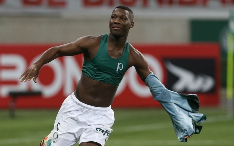 Patrick marca golaço e São Paulo goleia o Avaí antes de final da Sul-Americana