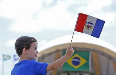 Mais de 20 mil prestigiam desfile do 7 de Setembro em Maceió