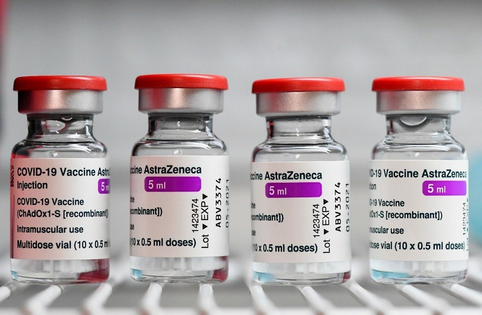 reuters-vacina-de-oxford-astrazeneca-19032021201854930.jpeg / Foto: R7.com