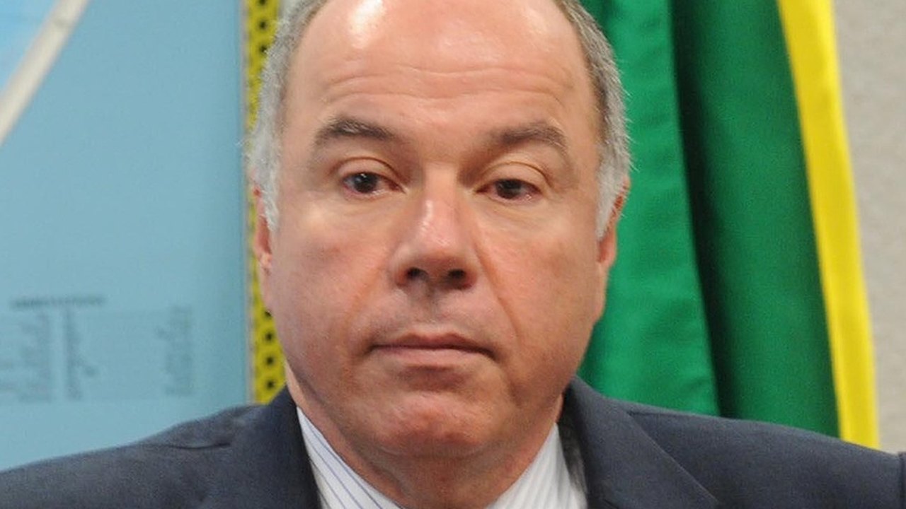Lula instruiu a restabelecer relações com a Venezuela, diz Mauro Vieira