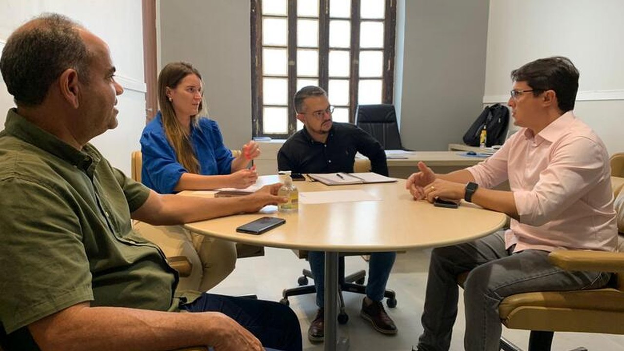 Casal e Prefeitura de Olho D’água das Flores firmam parceria para ampliação do abastecimento na cidade