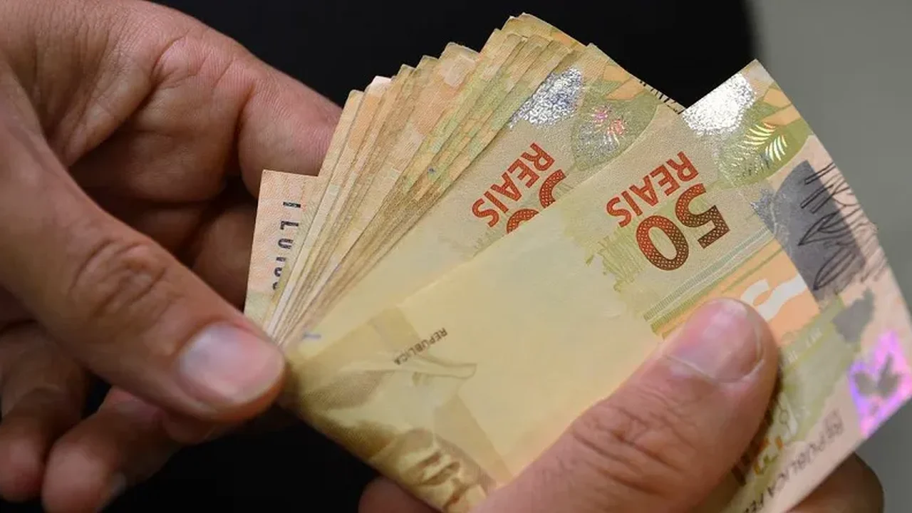 Sancionada lei que amplia para seis anos prazo de linhas do Pronampe