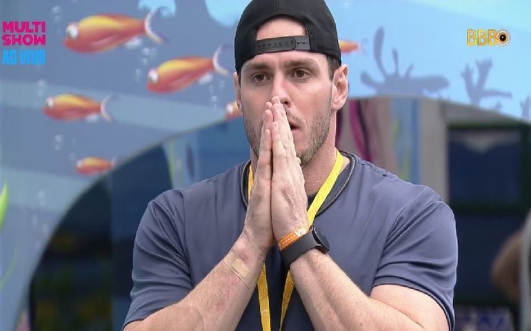 BBB 23: madrugada pós-Prova do Líder é marcada por novas estratégias e romance