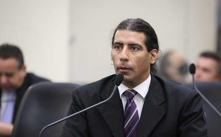 Lobão apresenta projeto que institui o Dia Estadual da Conscientização sobre o uso Medicinal da Cannabis