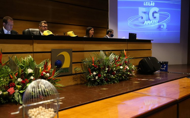 Ministro destaca surgimento de 6 novas operadoras de telefonia móvel no mercado