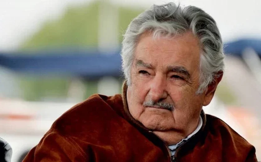 Ex-presidente do Uruguai José Mujica anuncia diagnóstico de tumor no esôfago