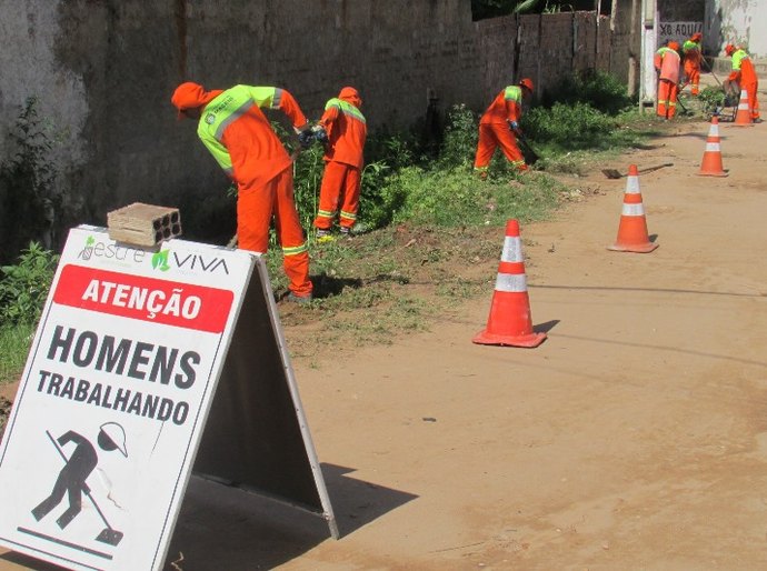 Limpeza de canais pela Slum beneficia diversas regiões de Maceió