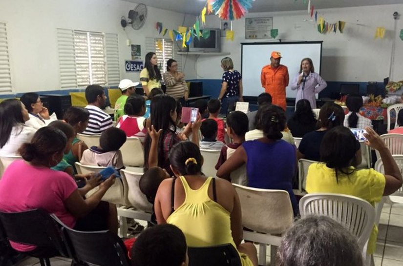 Palestra orienta população para evitar acidentes com fogos juninos em Arapiraca