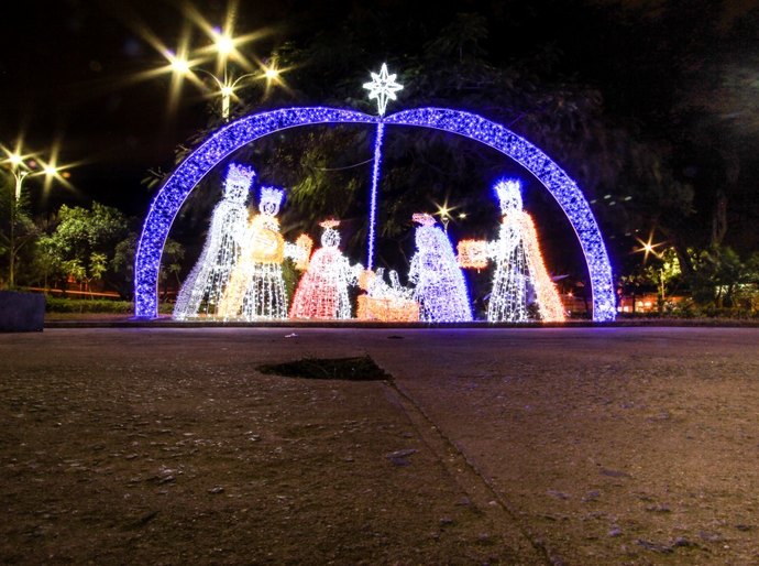 Maceió 200 anos: prefeitura inicia iluminação natalina Iluminação de Natal