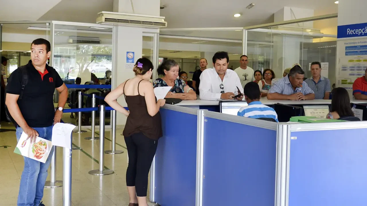 TCE aponta 'notável coincidência' entre nomeação de diretores para o Rioprevidência e investimentos no Banco Master