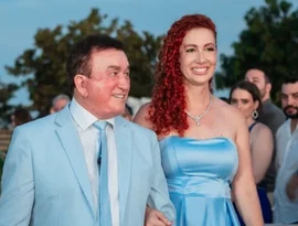 Filha de Amado Batista morre de câncer no intestino; veja 9 sintomas comuns da doença