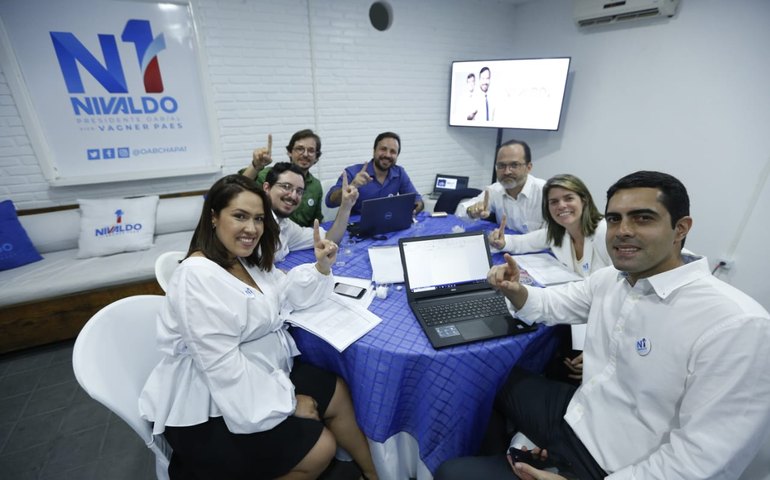 Nivaldo Barbosa recebe apoio de professores e debate propostas para a advocacia