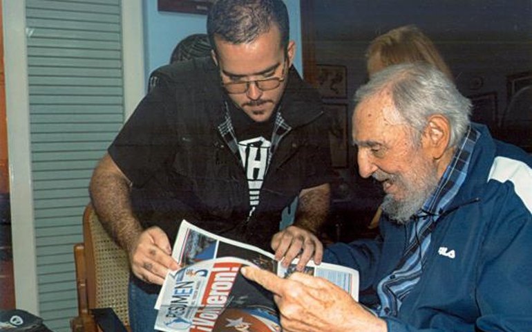 Cuba publica primeiras fotos de Fidel Castro em quase seis meses