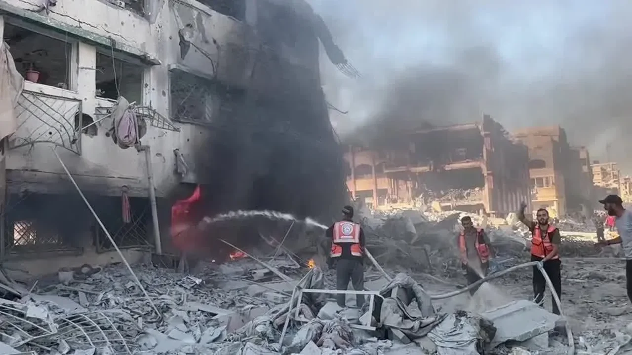 Defesa Civil de Gaza eleva a pelo menos 90 número de mortos em ataque israelense a escola