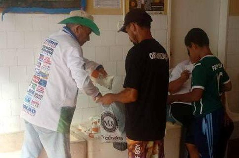 Programa do Leite beneficia mais de 150 famílias em Olho D'Água Grande