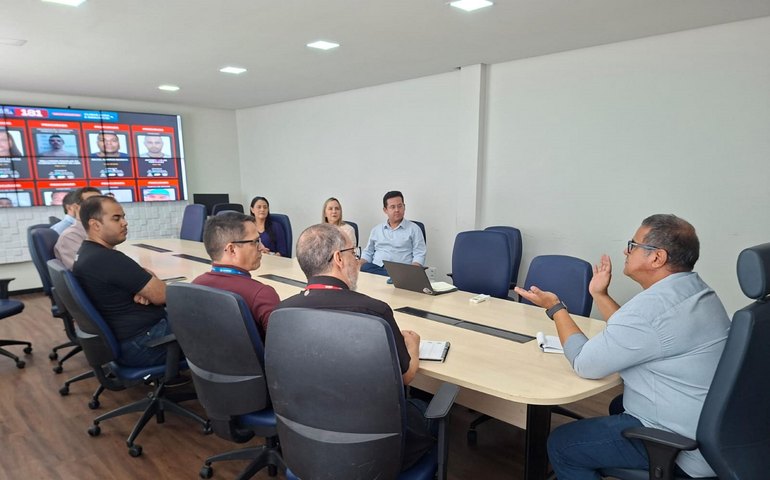 SSP discute integração do videomonitoramento de Flexeiras à rede estadual